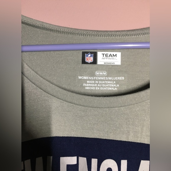 NE Patriots Short Sleeve T- NW - Picture 2 of 4